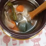 スープジャー☆で野菜たっぷりコンソメスープ！